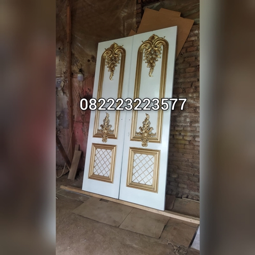 Pintu Rumah Ukiran Jepara Warna Putih Kombinasi Emas