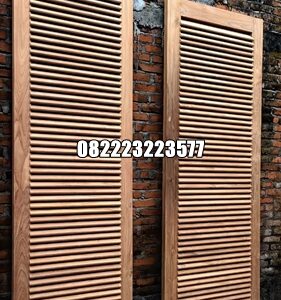 Pintu Krepyak Kayu Jati Fungsi Ventilasi Angin